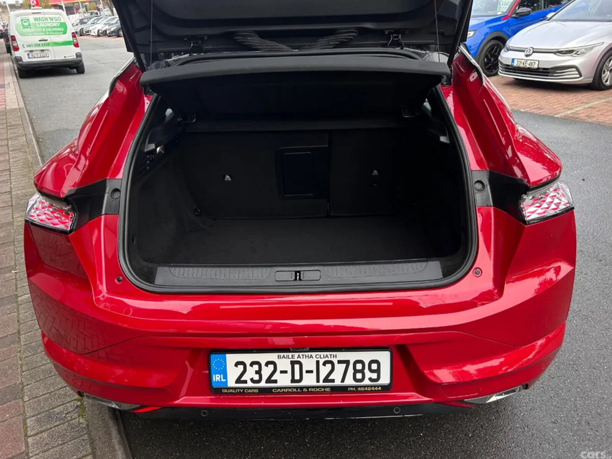 DS Automobiles DS 4 Hatchback, Petrol, 2023, Red