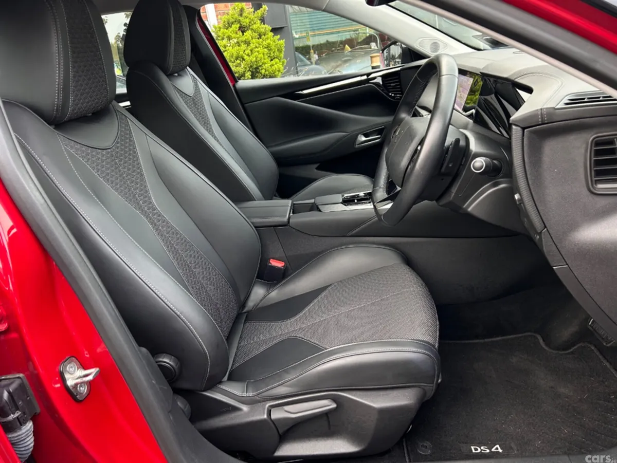 DS Automobiles DS 4 Hatchback, Petrol, 2023, Red