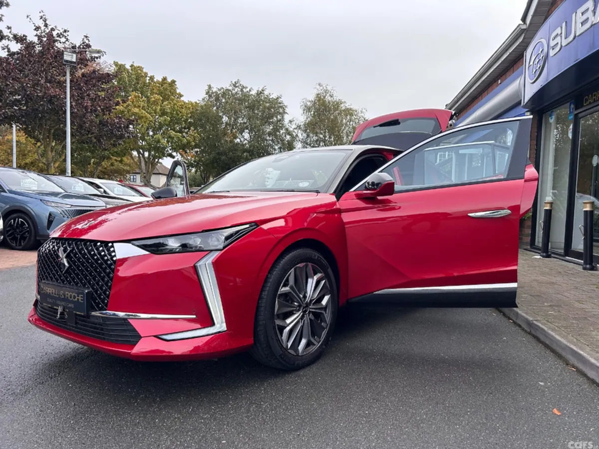 DS Automobiles DS 4 Hatchback, Petrol, 2023, Red