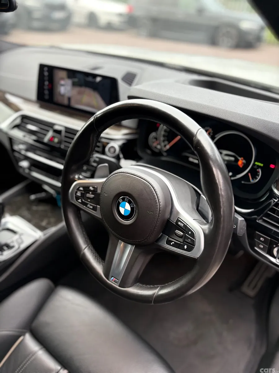 BMW 5-Series Estate, Diesel, 2017, White