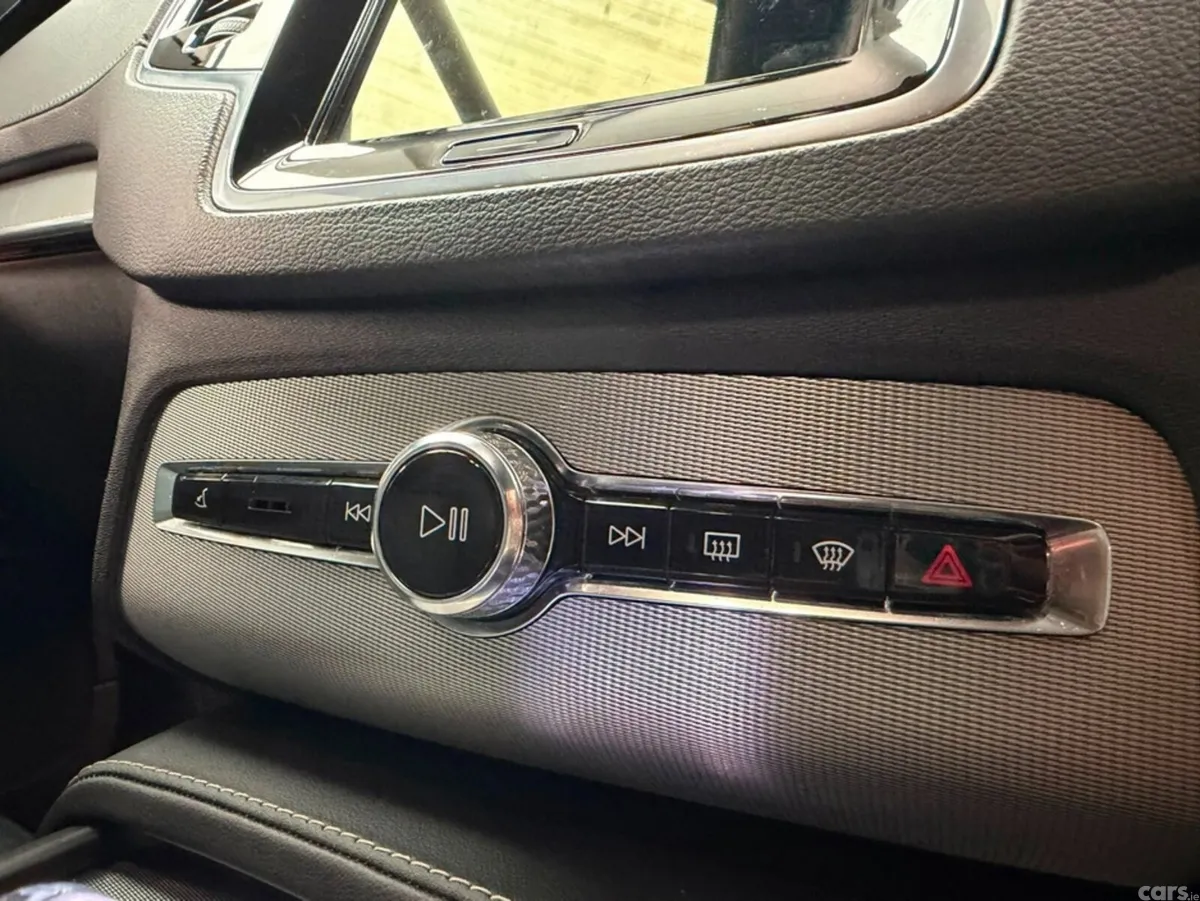 Volvo XC90 SUV, Petrol Plug-in Hybrid, 2024, Black