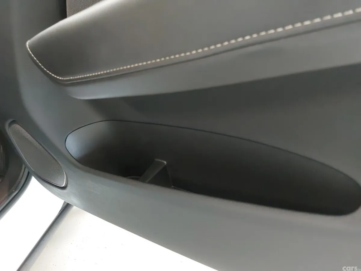 Volvo XC60 SUV, Petrol Plug-in Hybrid, 2023, White
