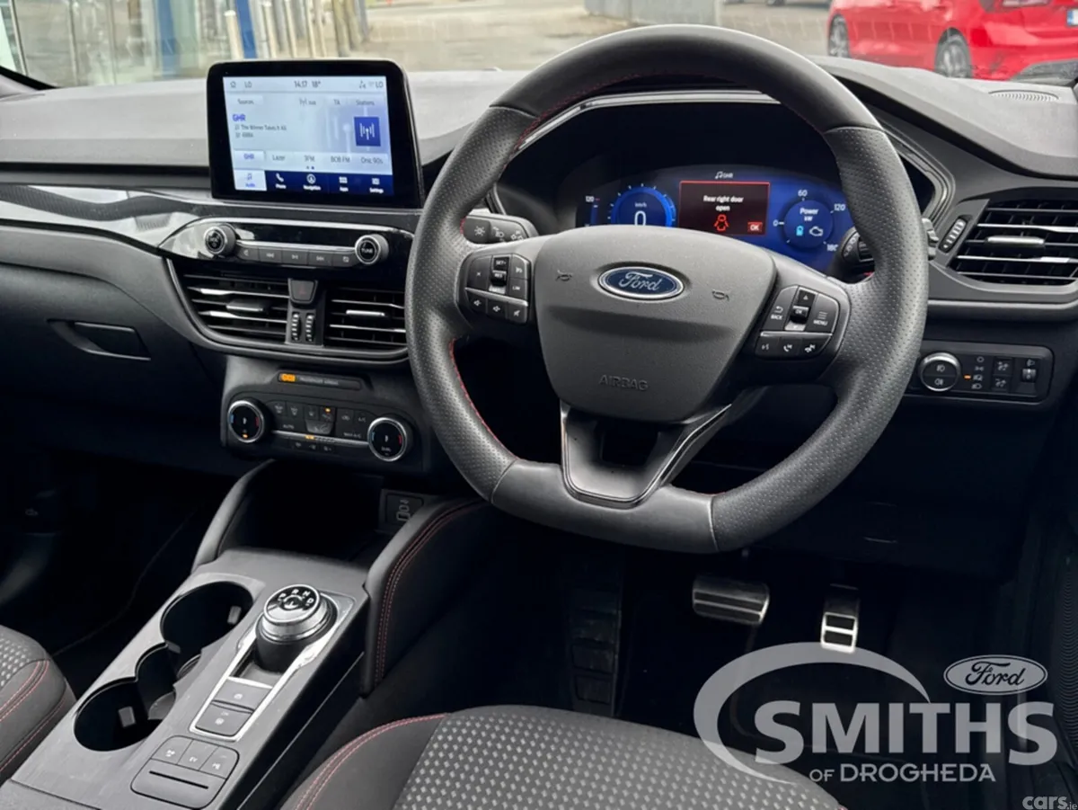 Ford Kuga MPV, Petrol Plug-in Hybrid, 2023, Black