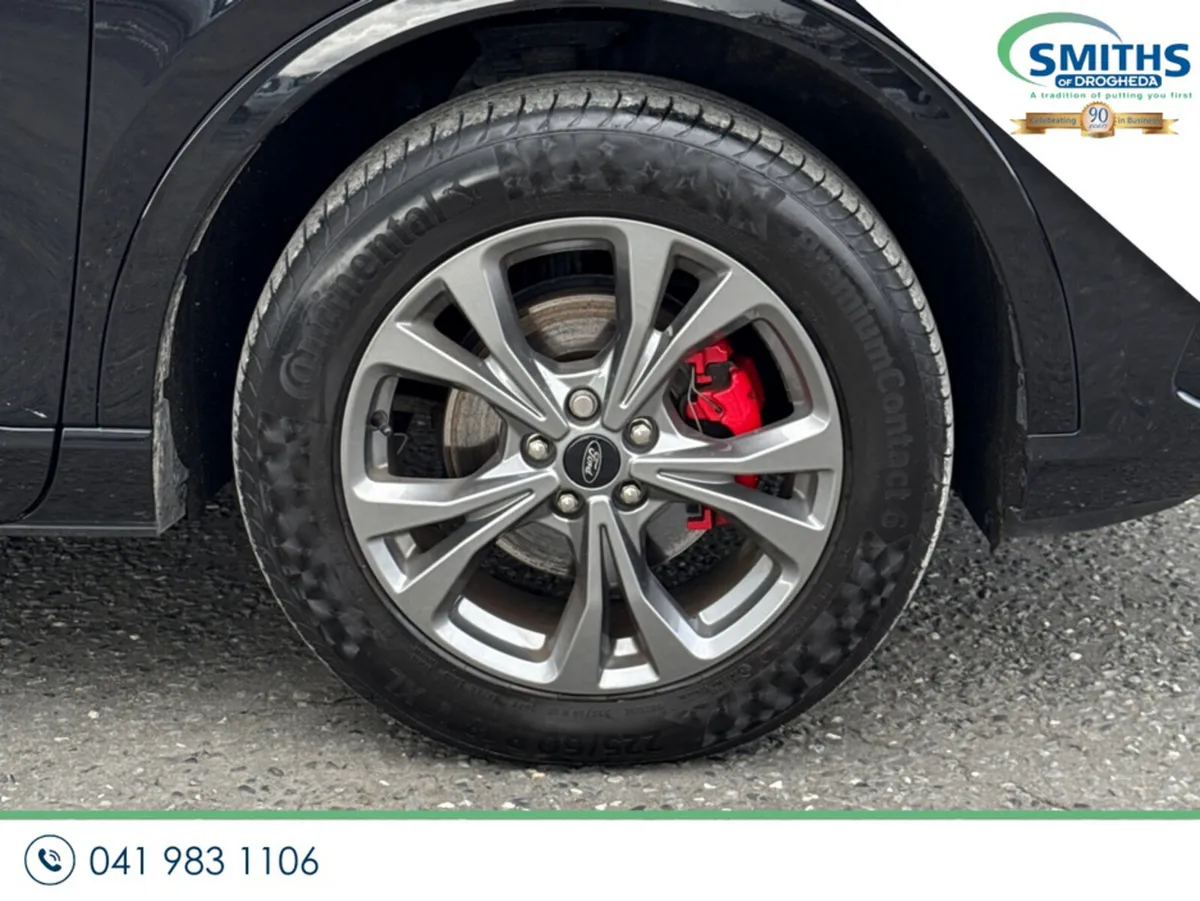 Ford Kuga MPV, Petrol Plug-in Hybrid, 2023, Black