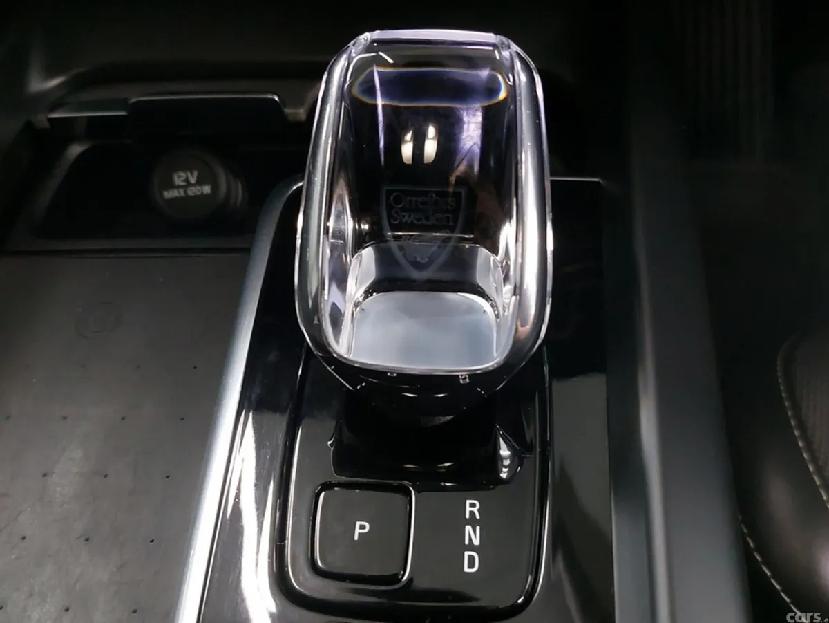 Volvo XC60 SUV, Petrol Plug-in Hybrid, 2023, White