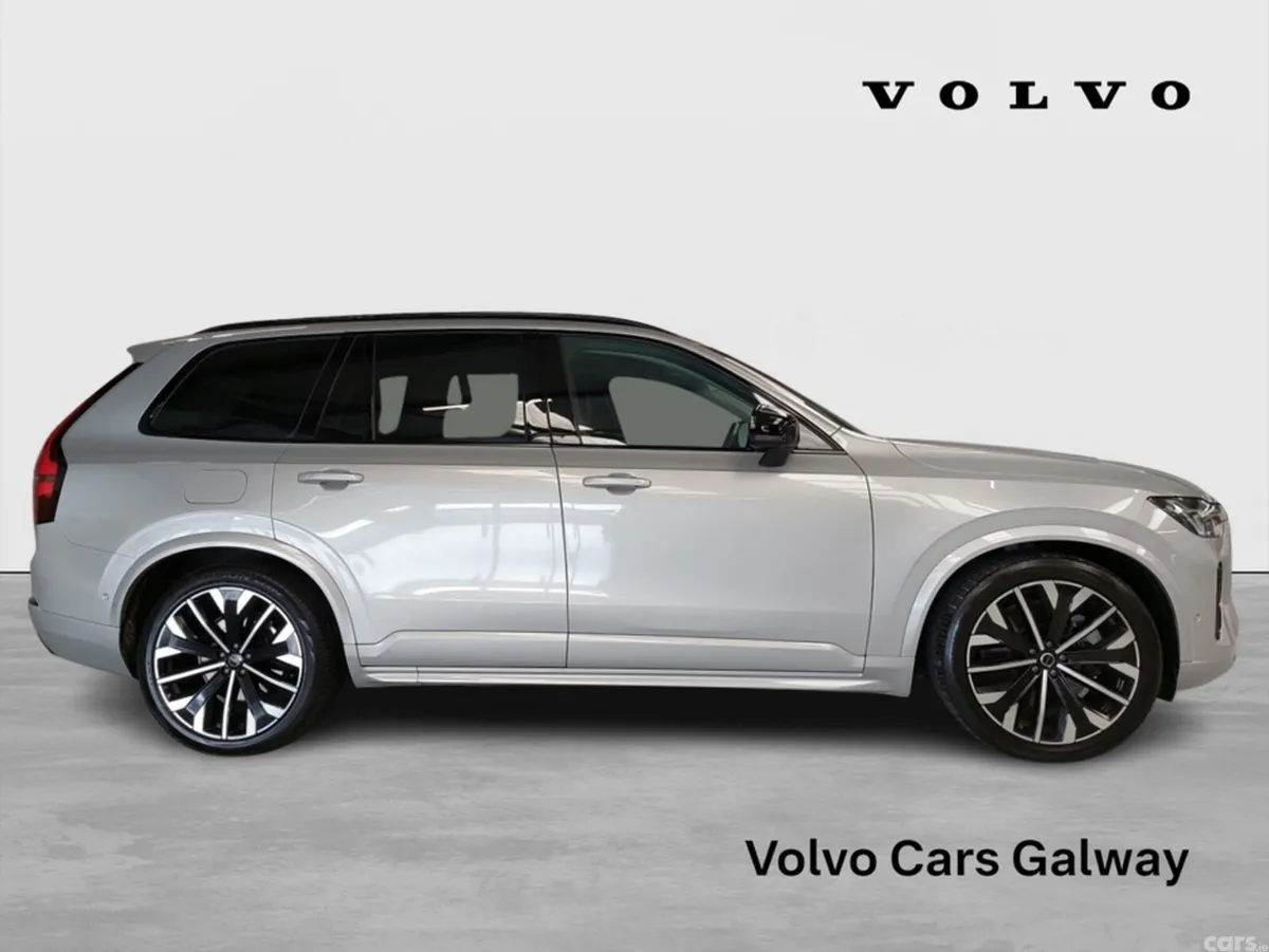 Volvo XC90 SUV, Petrol Hybrid, 2025, Silver