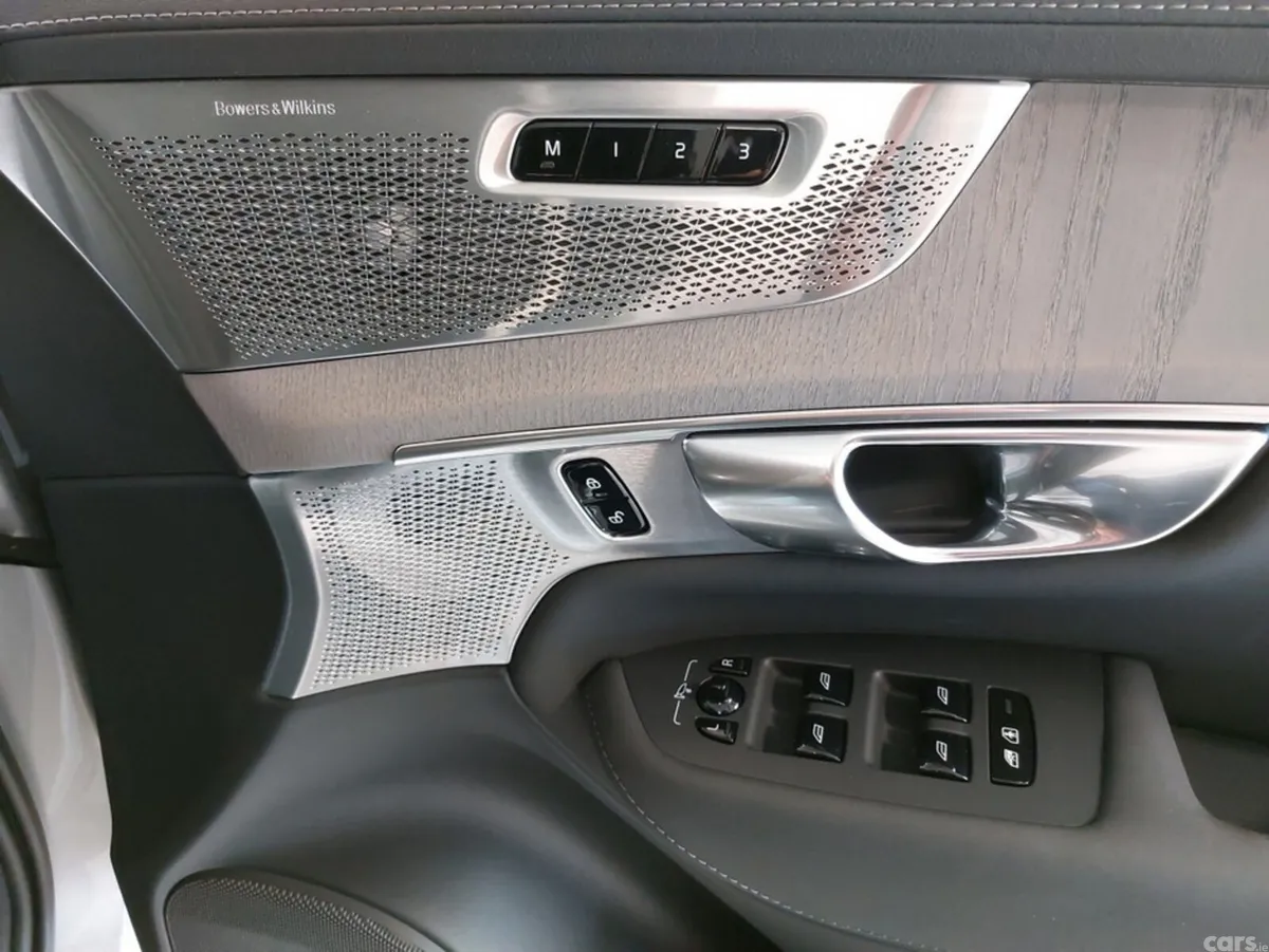Volvo XC90 SUV, Petrol Hybrid, 2025, Silver
