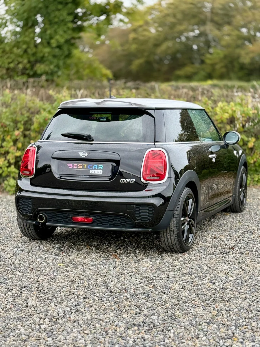 Mini Cooper Hatchback, Petrol, 2019, Black