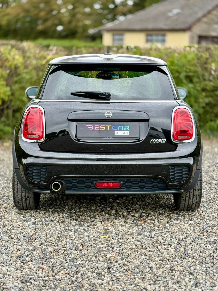 Mini Cooper Hatchback, Petrol, 2019, Black