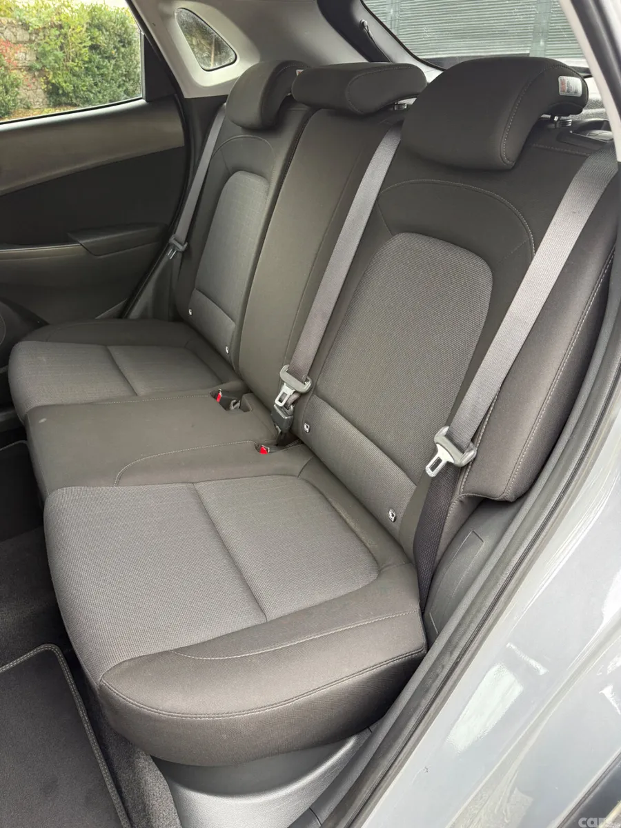 Hyundai KONA MPV, Petrol, 2022, Grey