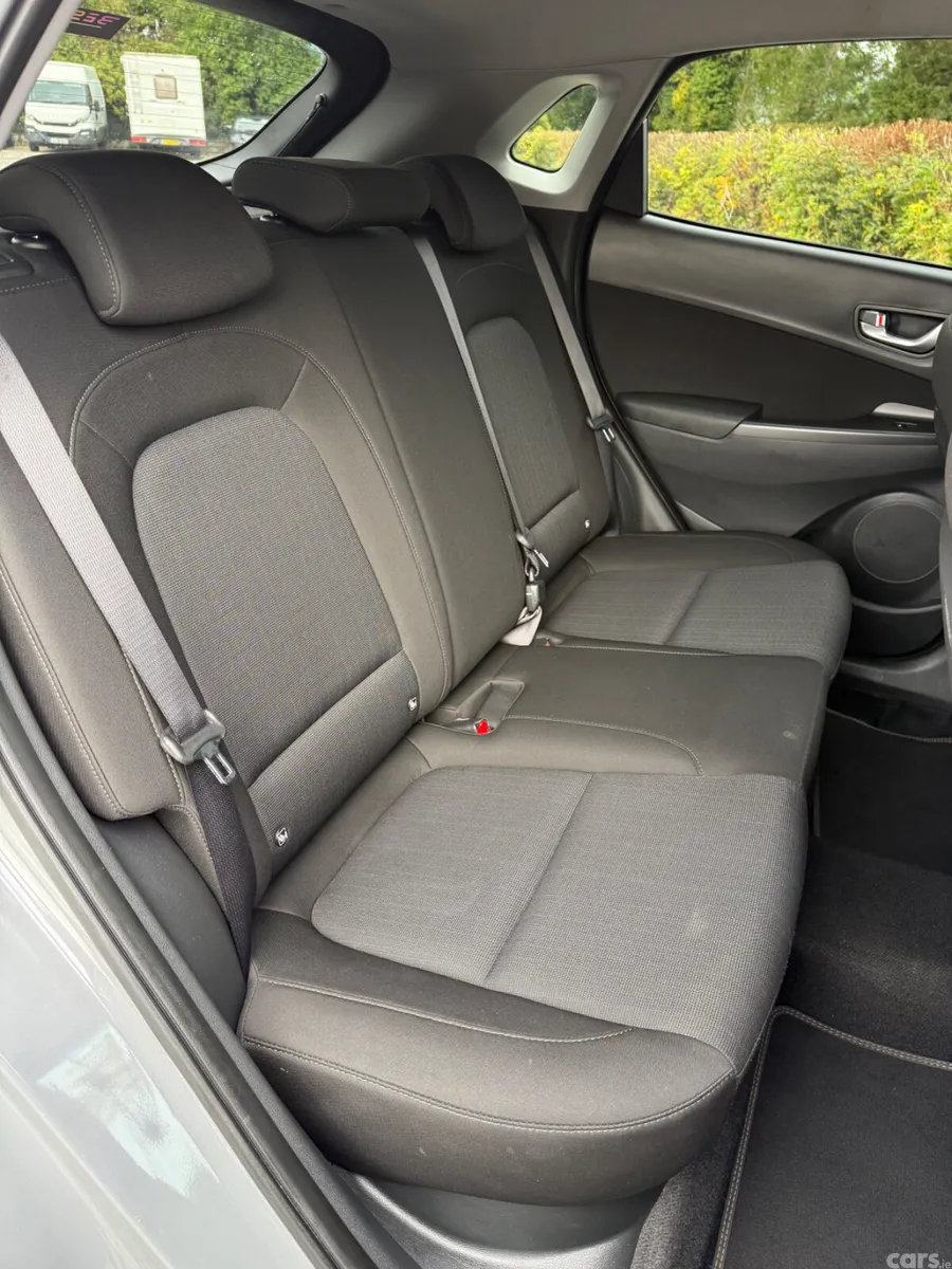 Hyundai KONA MPV, Petrol, 2022, Grey