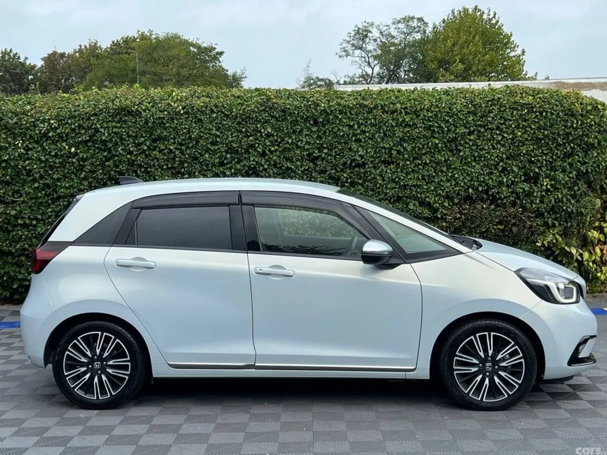 Honda Fit Hatchback, Petrol Hybrid, 2020, Silver