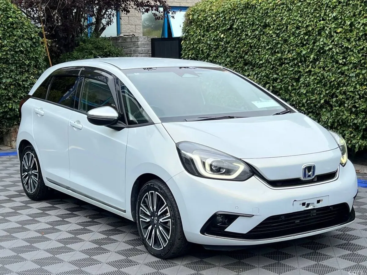 Honda Fit Hatchback, Petrol Hybrid, 2020, Silver