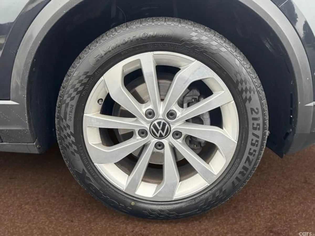 Volkswagen T-Roc Estate, Diesel, 2022, Black