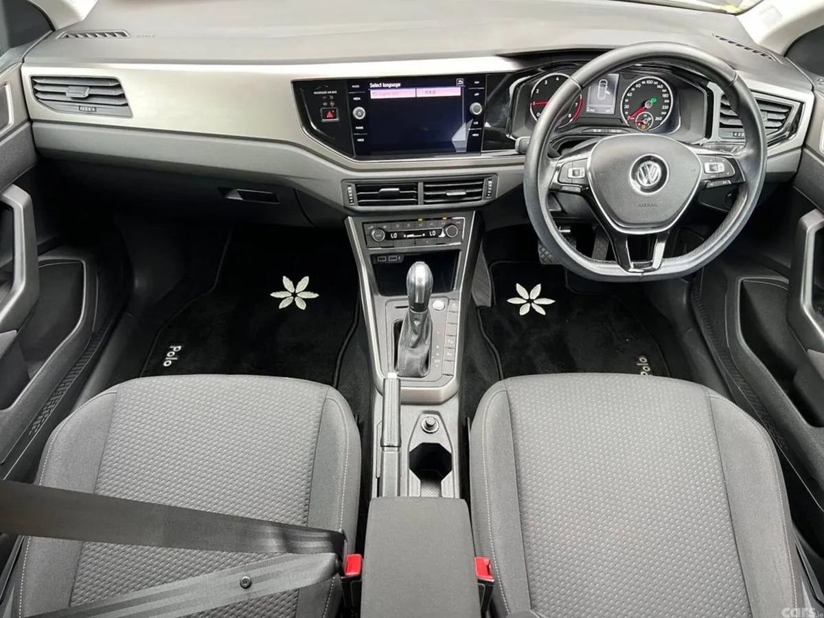 Volkswagen Polo Hatchback, Petrol, 2020, White