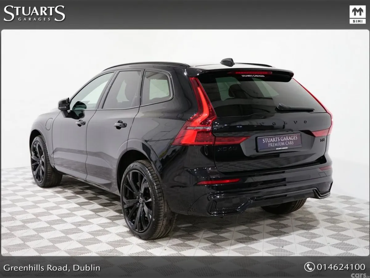 Volvo XC60 Estate, Petrol Hybrid, 2025, Black