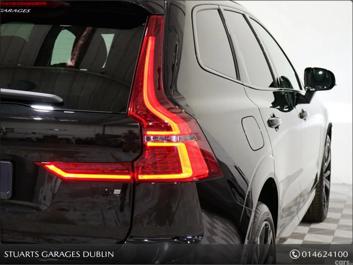 Volvo XC60 Estate, Petrol Hybrid, 2025, Black