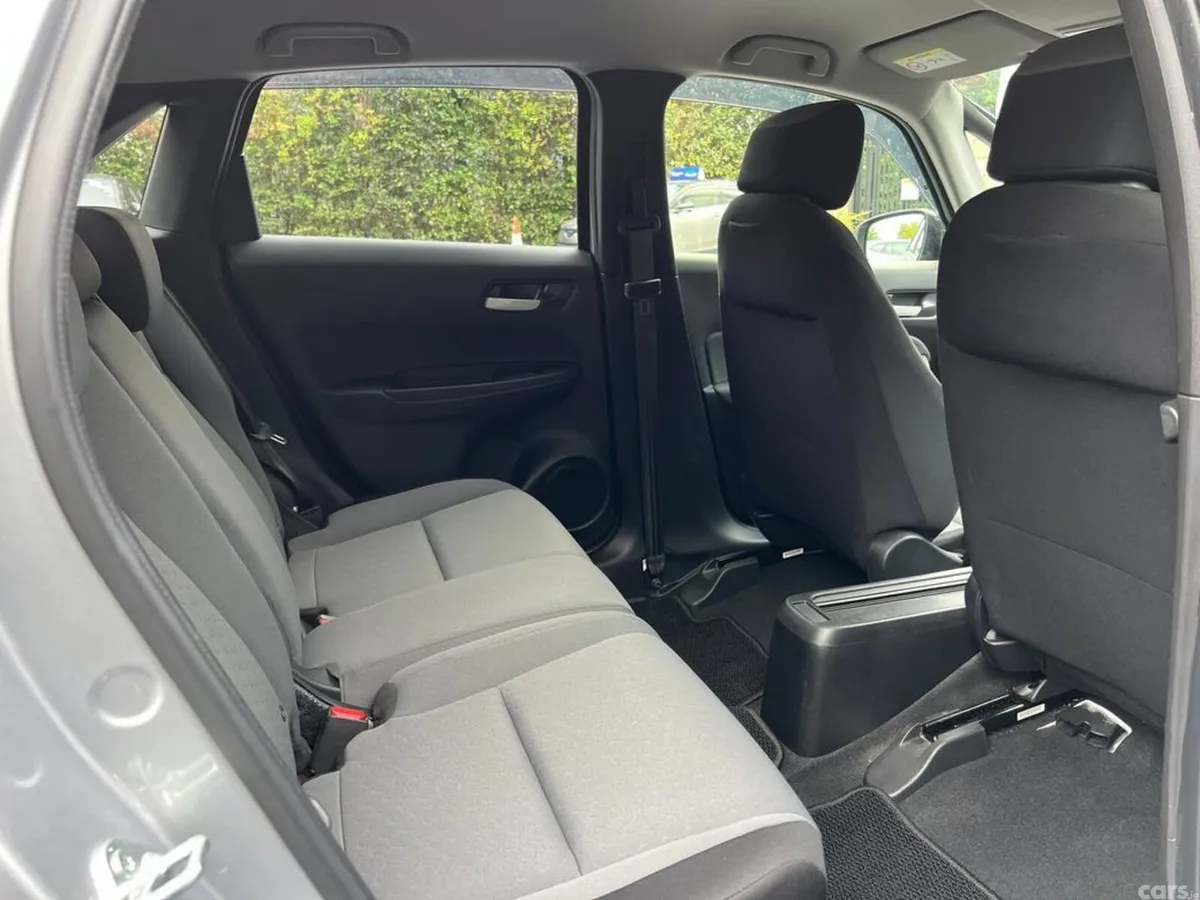 Honda Fit Hatchback, Petrol Hybrid, 2021, Silver