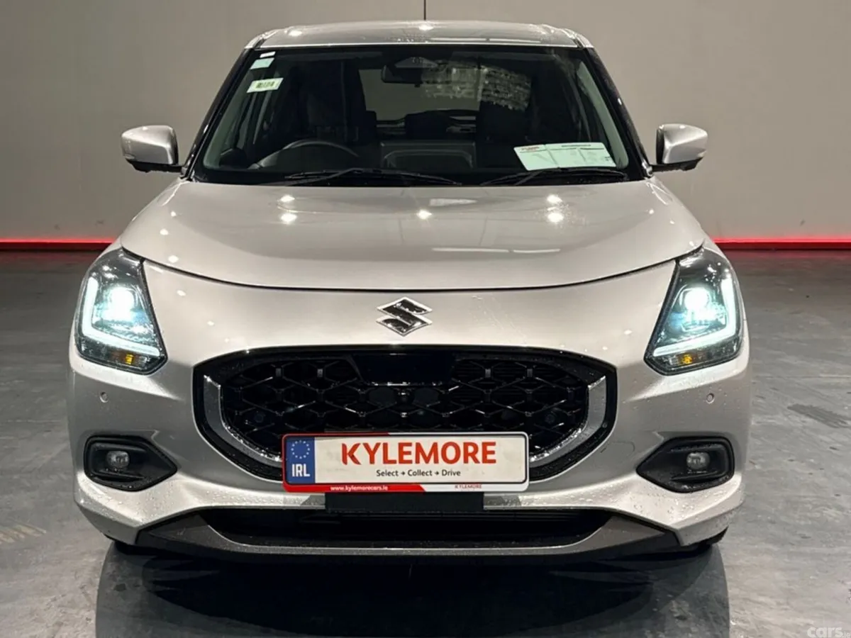 Suzuki Swift Hatchback, Petrol Hybrid, 2025, Silver