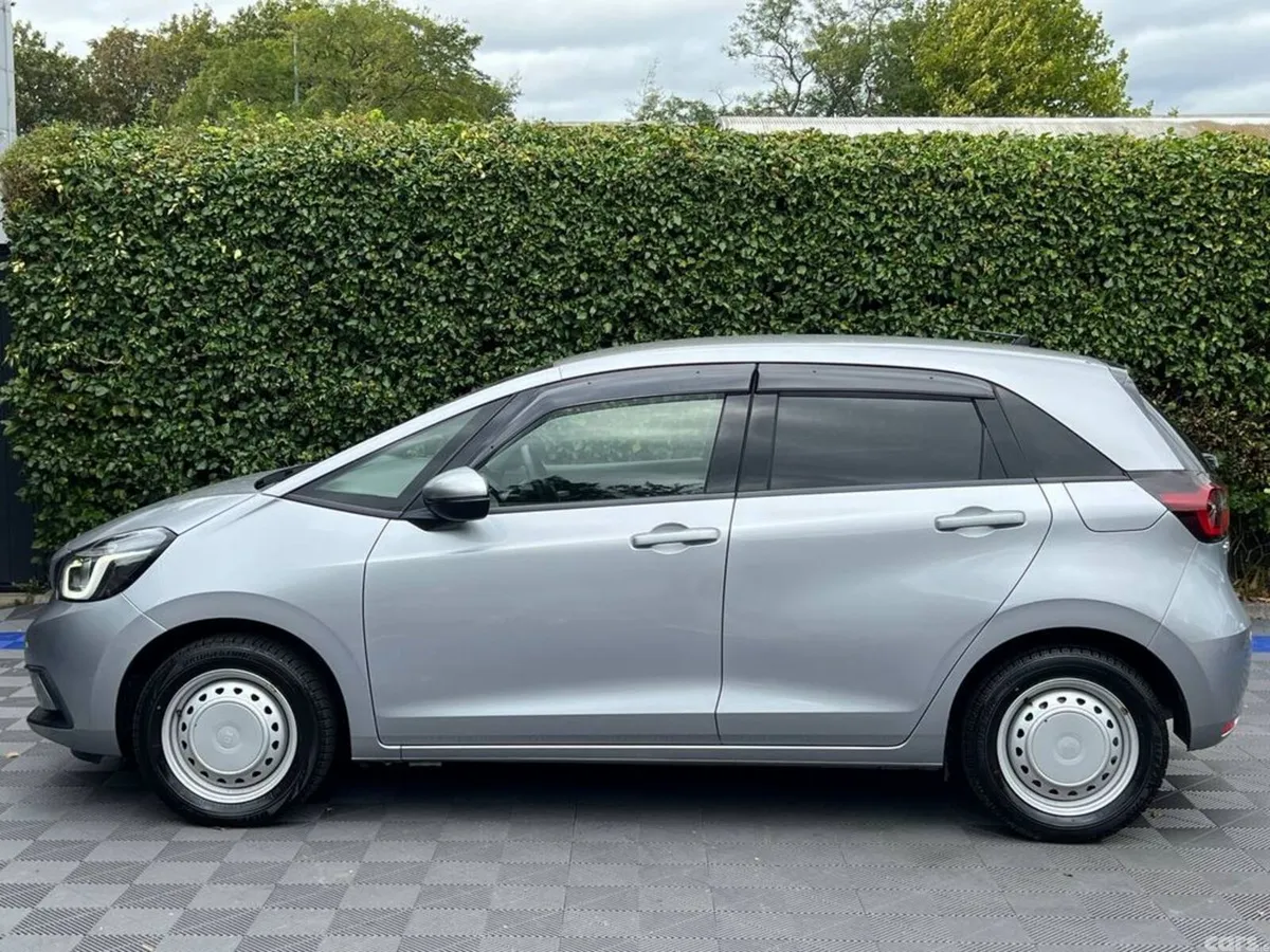 Honda Fit Hatchback, Petrol Hybrid, 2021, Silver