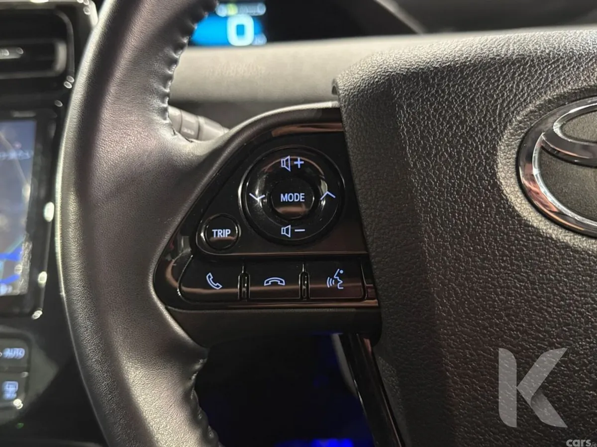 Toyota Prius Hatchback, Petrol Hybrid, 2019, Blue