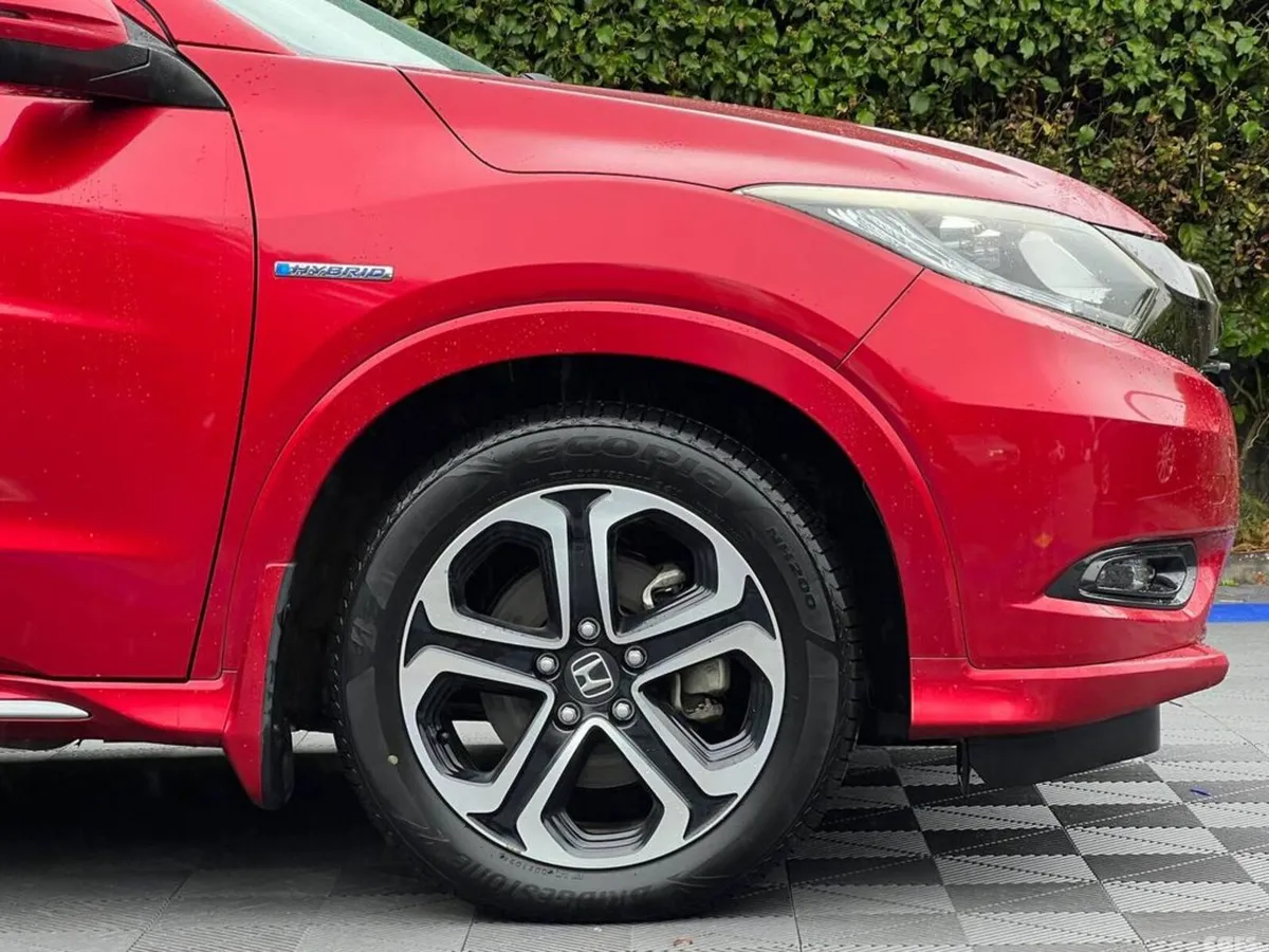 Honda Vezel SUV, Petrol Hybrid, 2017, Red