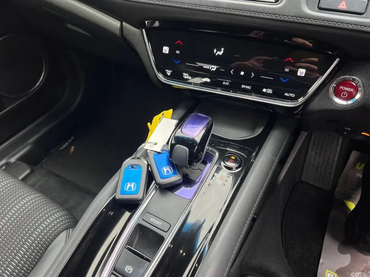 Honda Vezel SUV, Petrol Hybrid, 2017, Red