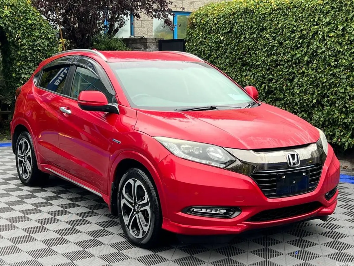 Honda Vezel SUV, Petrol Hybrid, 2017, Red