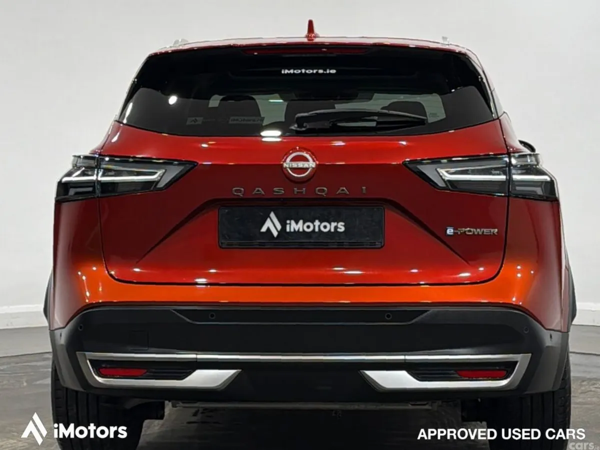 Nissan Qashqai SUV, Petrol Hybrid, 2026, Red