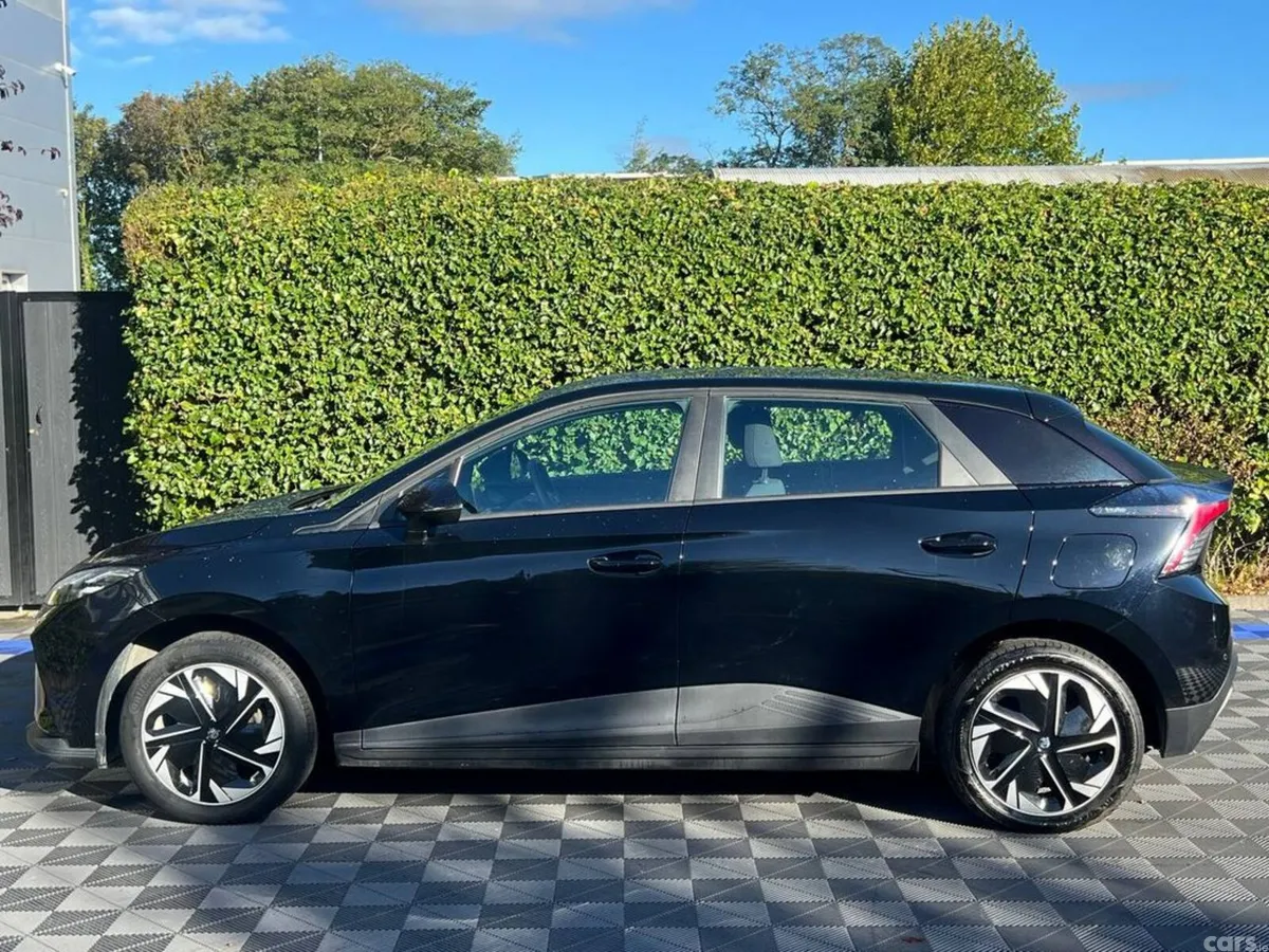 MG 4 Hatchback, Electric, 2023, Black