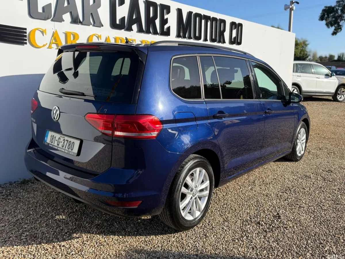 Volkswagen Touran MPV, Diesel, 2018, Blue
