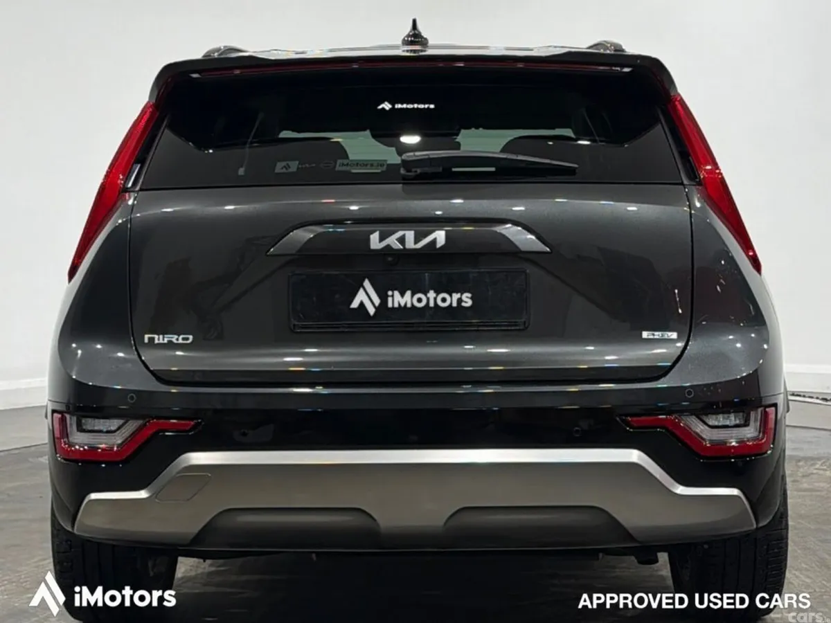 Kia Niro SUV, Petrol Plug-in Hybrid, 2024, Grey