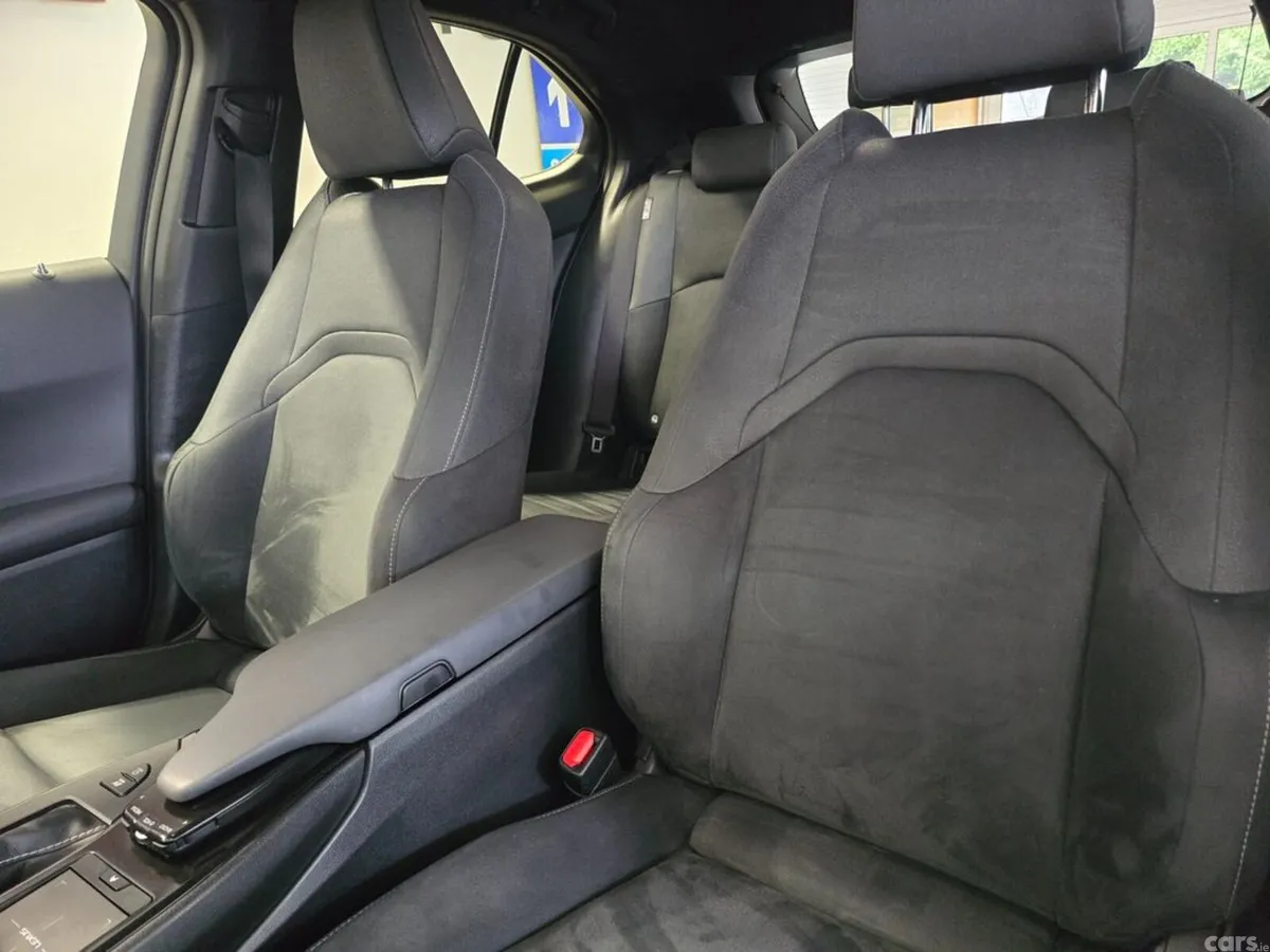 Lexus UX Hatchback, Petrol Hybrid, 2021, Silver