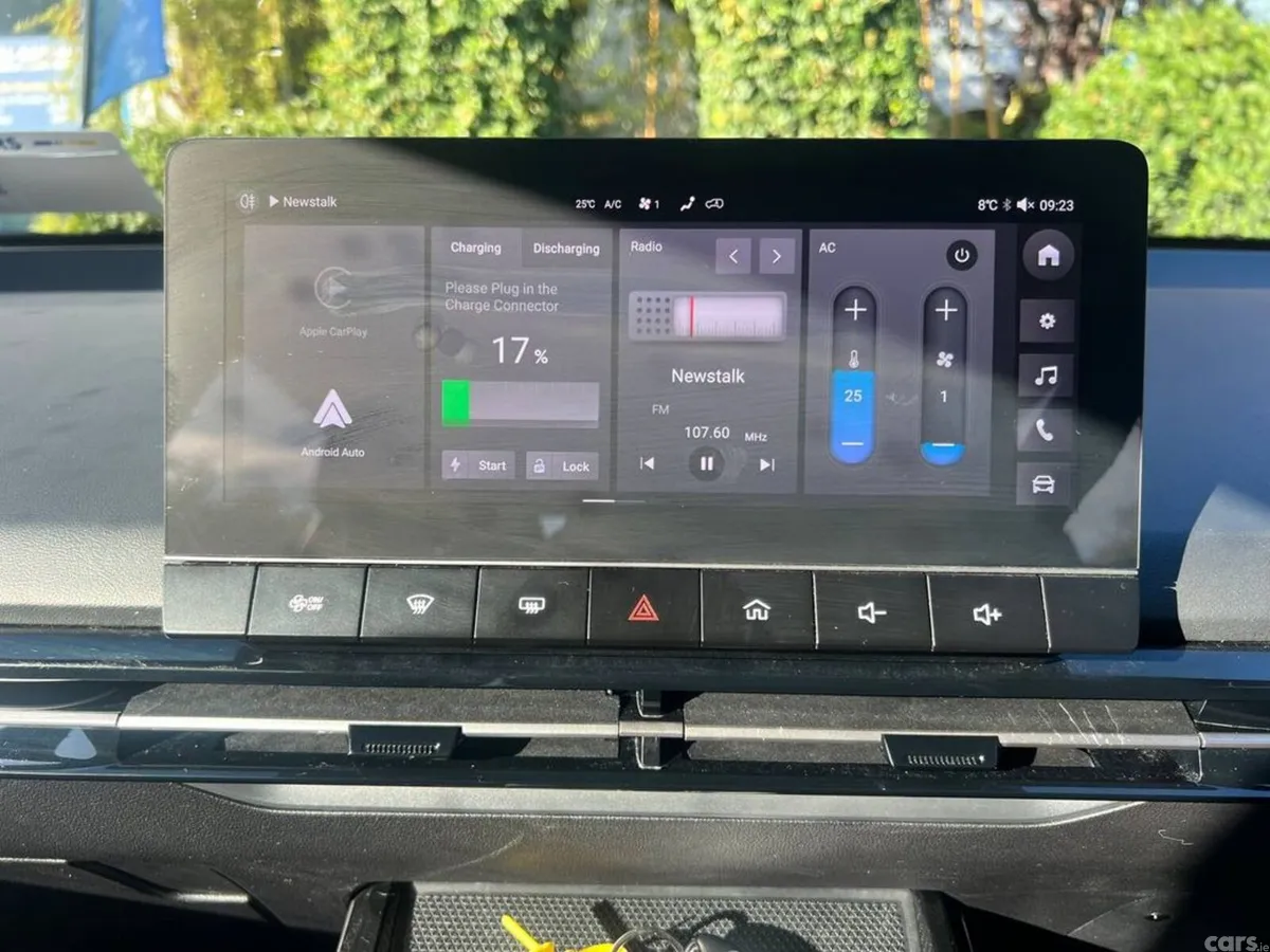 MG 4 Hatchback, Electric, 2023, Black