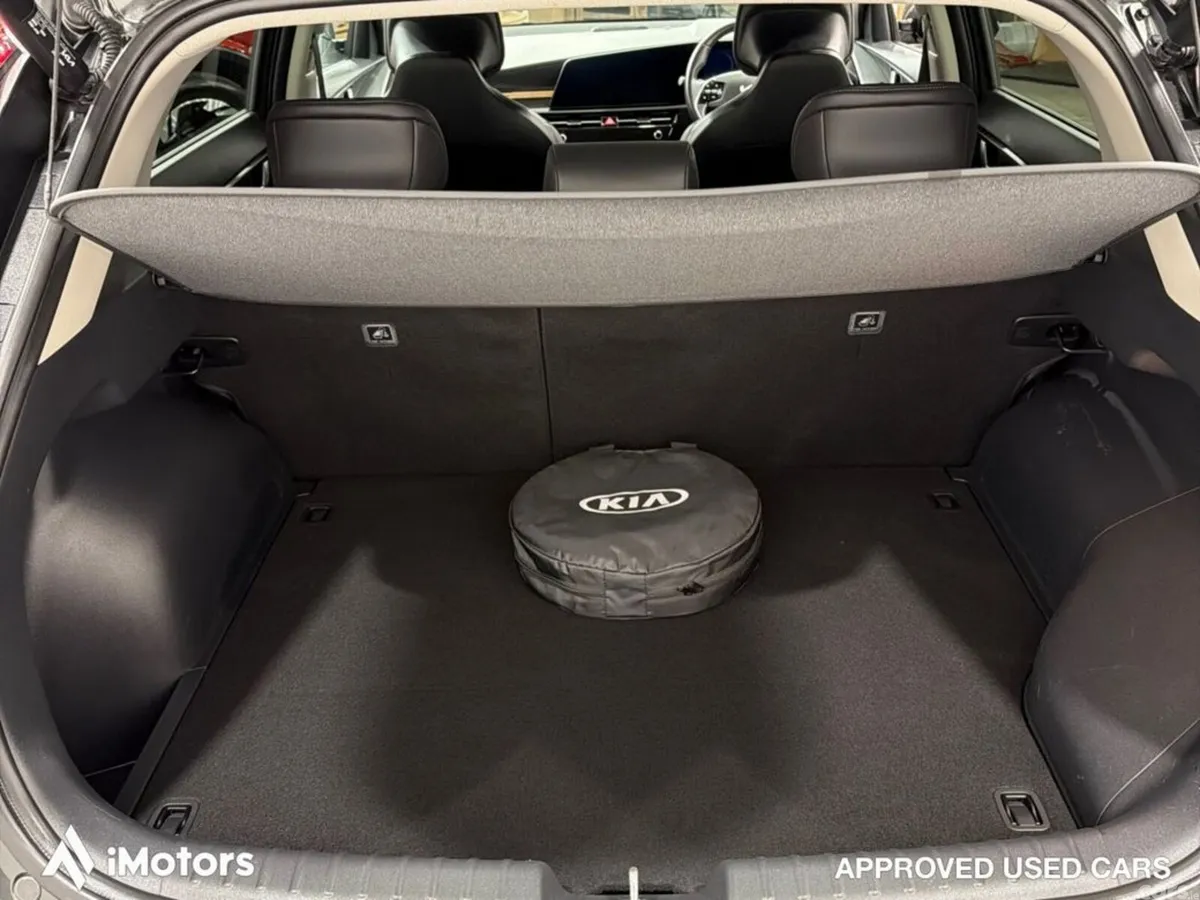 Kia Niro SUV, Petrol Plug-in Hybrid, 2024, Grey