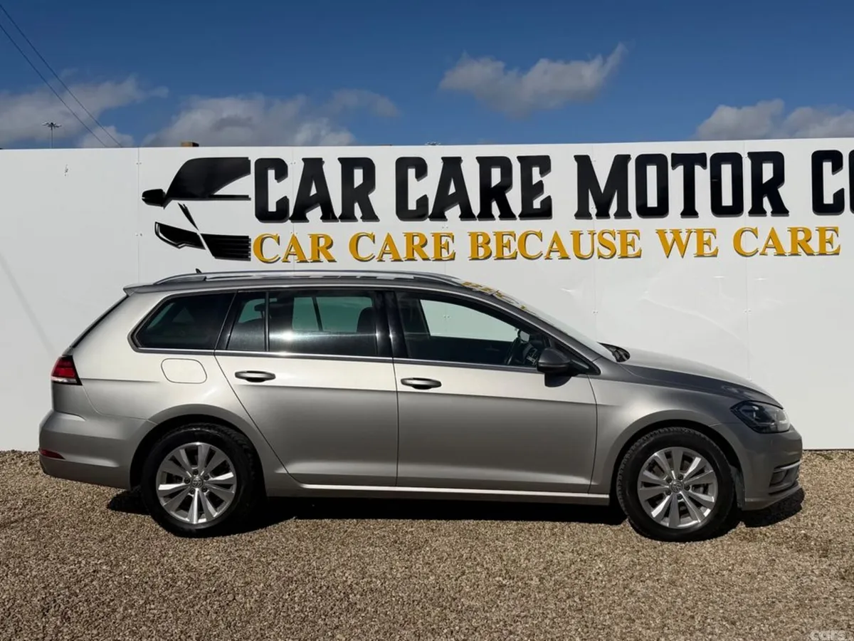 Volkswagen Golf Estate, Petrol, 2018, Silver