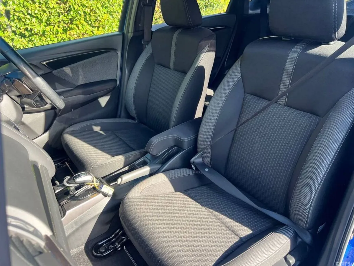 Honda Fit Hatchback, Petrol Hybrid, 2018, Blue