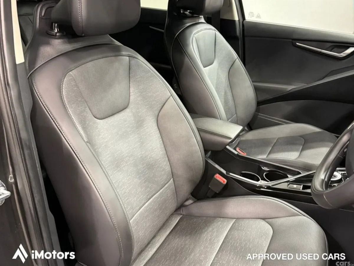 Kia Niro SUV, Petrol Plug-in Hybrid, 2024, Grey