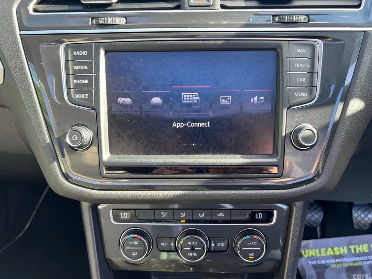 Volkswagen Tiguan SUV, Diesel, 2017, Grey