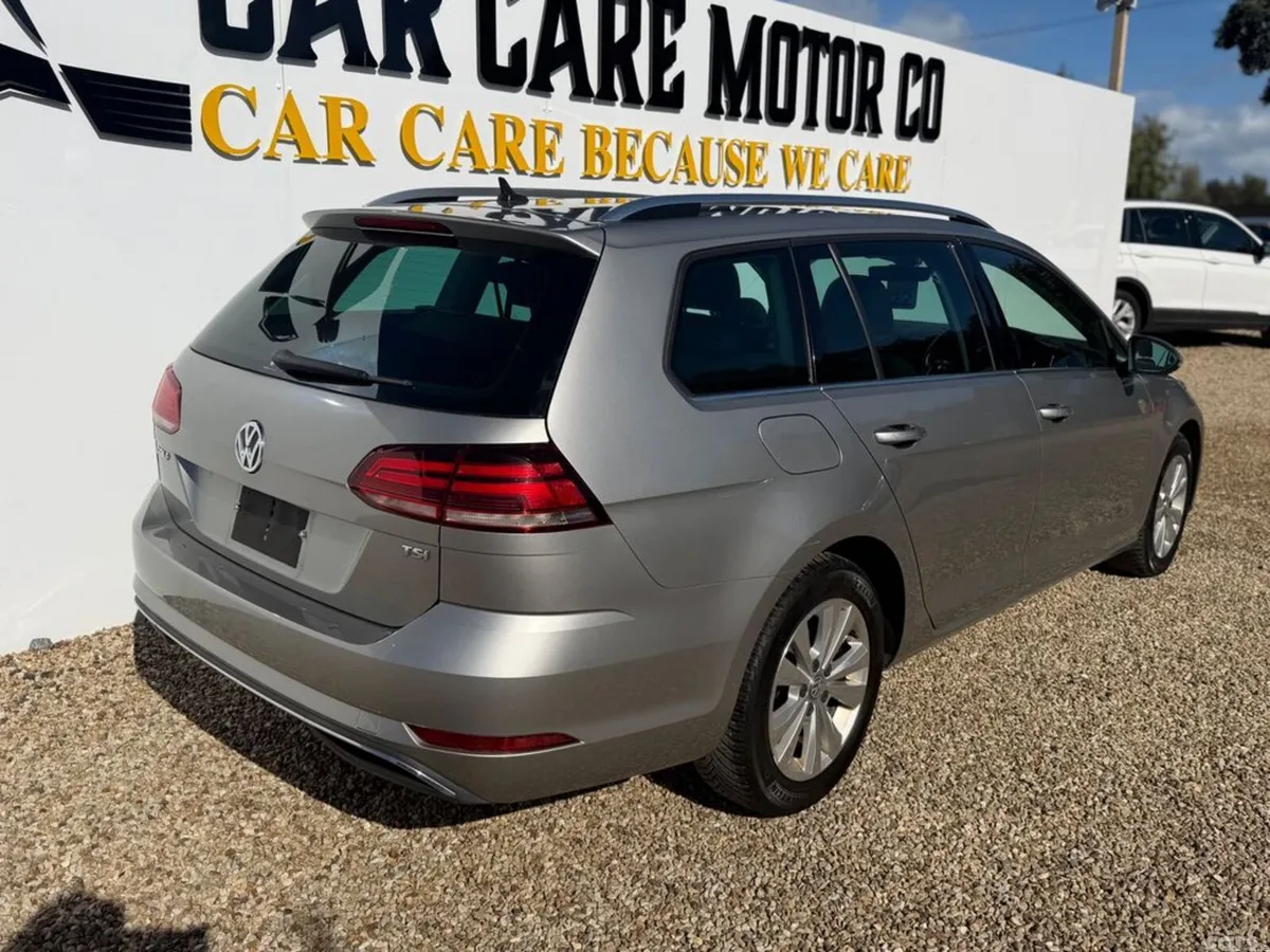 Volkswagen Golf Estate, Petrol, 2018, Silver