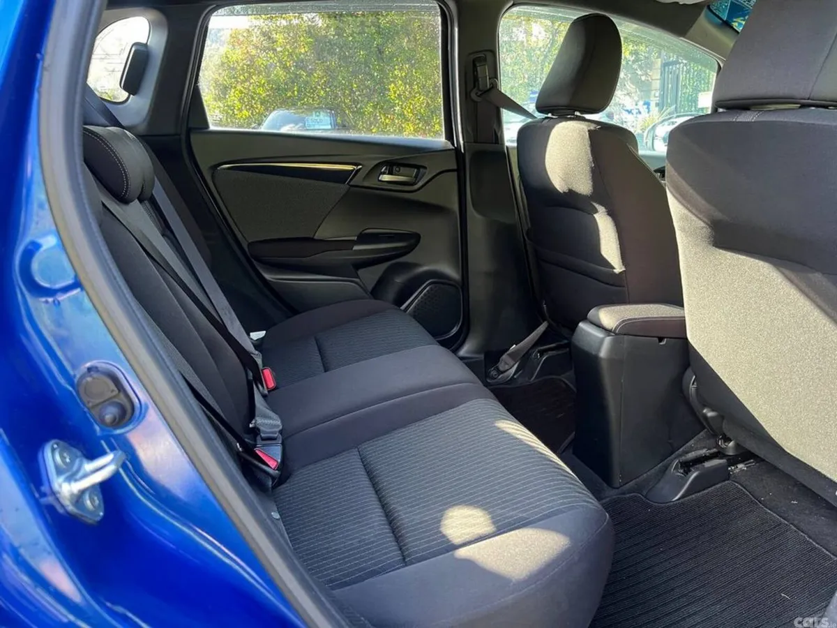 Honda Fit Hatchback, Petrol Hybrid, 2018, Blue