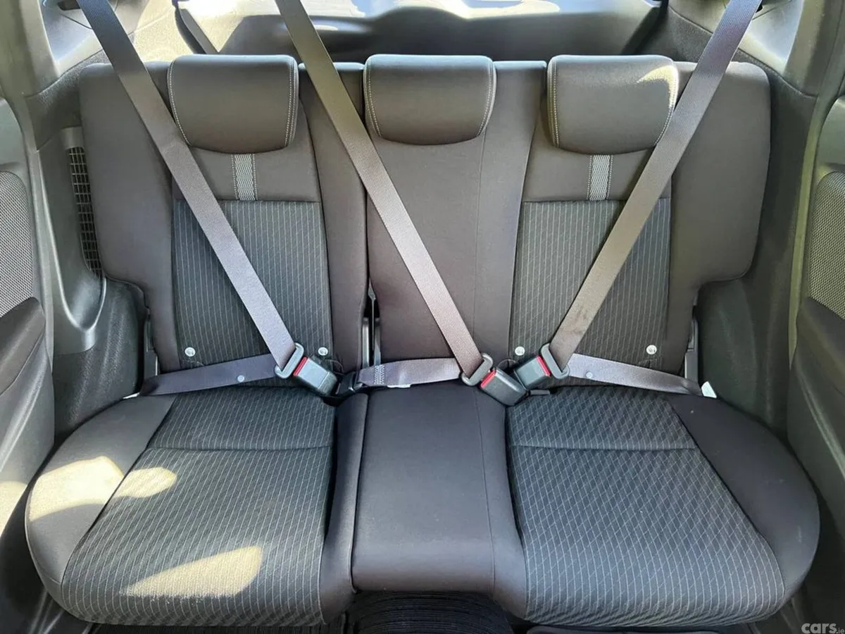 Honda Fit Hatchback, Petrol Hybrid, 2018, Blue