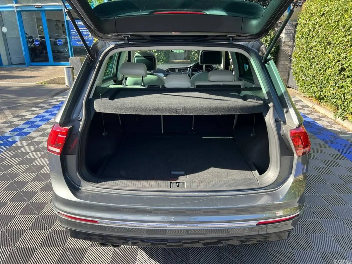 Volkswagen Tiguan SUV, Diesel, 2017, Grey