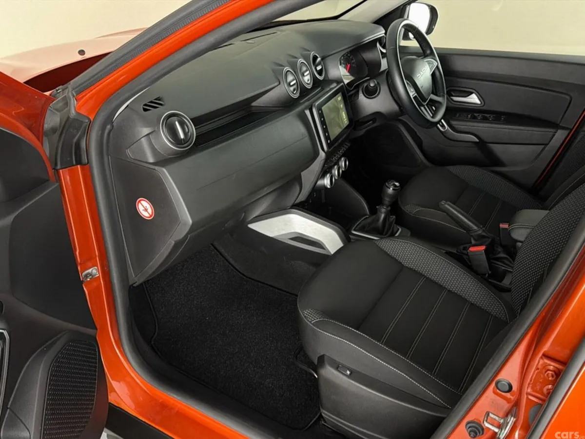 Dacia Duster SUV, Petrol, 2024, Orange