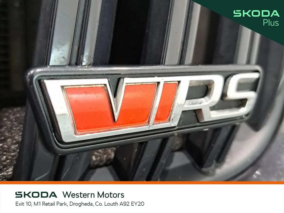 Skoda Octavia Saloon, Diesel, 2022, Red