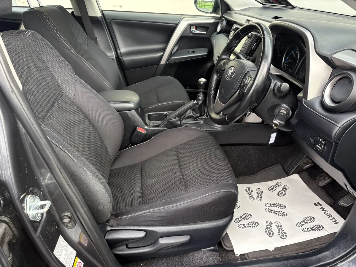 Toyota RAV4 SUV, Diesel, 2016, Grey