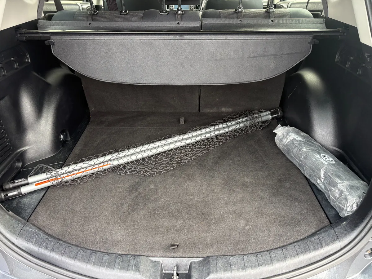 Toyota RAV4 SUV, Diesel, 2016, Grey