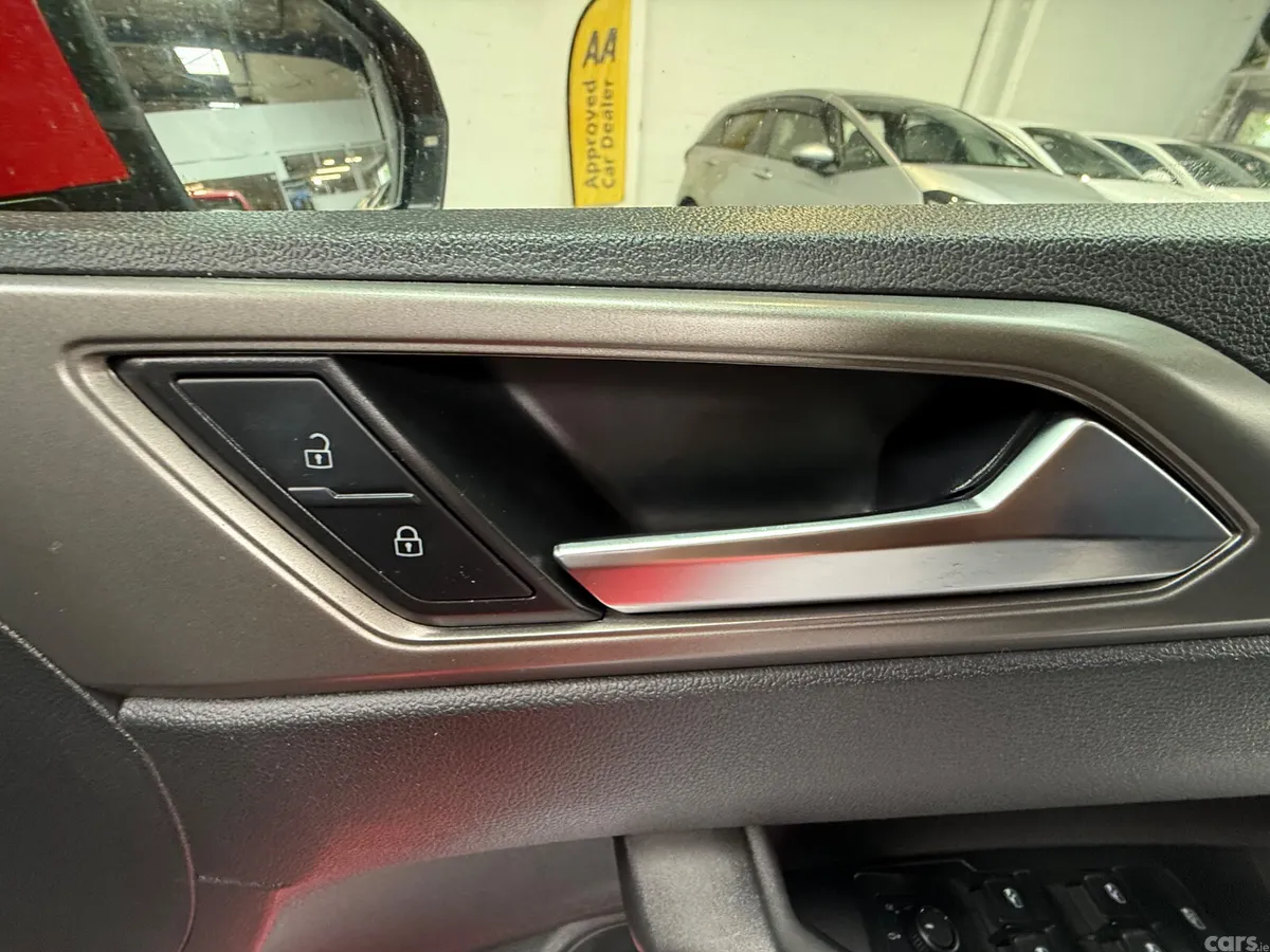 Volkswagen Polo Hatchback, Petrol, 2020, Red