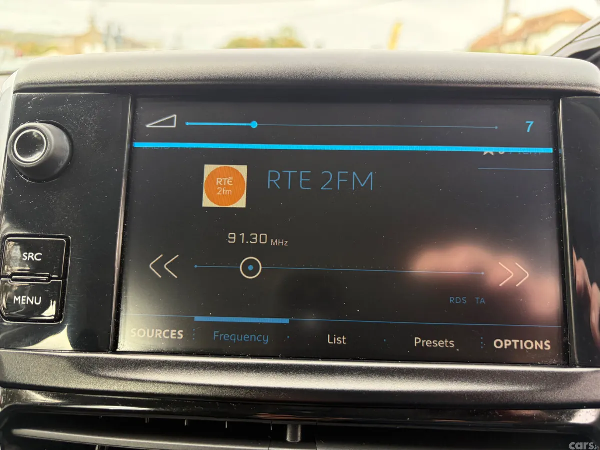 Peugeot 208 Hatchback, Petrol, 2019, Grey