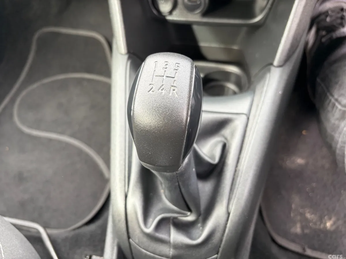 Peugeot 208 Hatchback, Petrol, 2019, Grey
